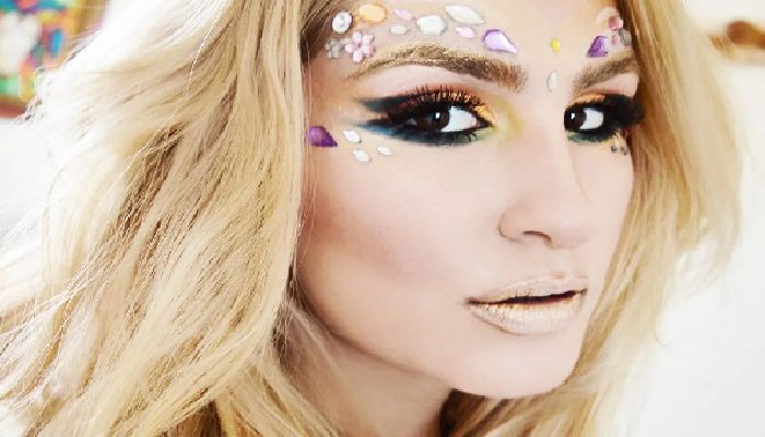 Avant garde makeup Avant garde makeup